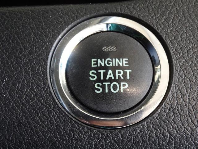 ヴォクシー ＺＳ　煌ＩＩＩ　ＨＤＤナビ　フルセグ　後席モニター　バックカメラ　ＥＴＣ　両側電動スライド　３列シート　ＨＩＤヘッドライト　スマートキー　乗車定員８人（12枚目）