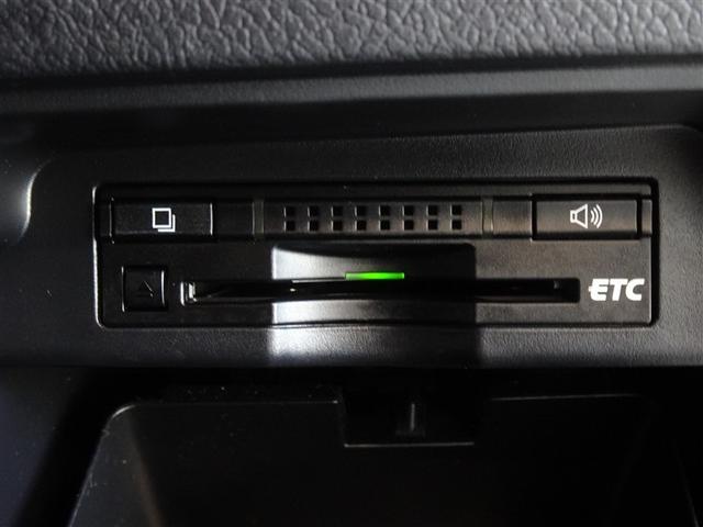 ヴォクシー ＺＳ　煌ＩＩＩ　ＨＤＤナビ　フルセグ　後席モニター　バックカメラ　ＥＴＣ　両側電動スライド　３列シート　ＨＩＤヘッドライト　スマートキー　乗車定員８人（13枚目）