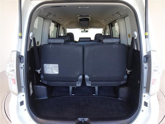 ヴォクシー ＺＳ　煌ＩＩＩ　ＨＤＤナビ　フルセグ　後席モニター　バックカメラ　ＥＴＣ　両側電動スライド　３列シート　ＨＩＤヘッドライト　スマートキー　乗車定員８人（18枚目）