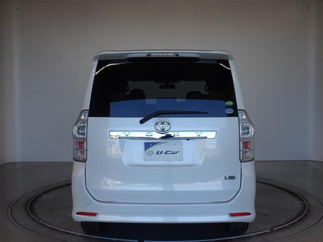 ヴォクシー ＺＳ　煌ＩＩＩ　ＨＤＤナビ　フルセグ　後席モニター　バックカメラ　ＥＴＣ　両側電動スライド　３列シート　ＨＩＤヘッドライト　スマートキー　乗車定員８人（20枚目）