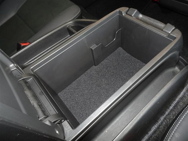 ハイエースバン スーパーＧＬ　ダークプライムＩＩ　衝突被害軽減システム　メモリーナビ　フルセグ　バックカメラ　ＥＴＣ　ＬＥＤヘッドランプ　ディーゼル　スマートキー（14枚目）