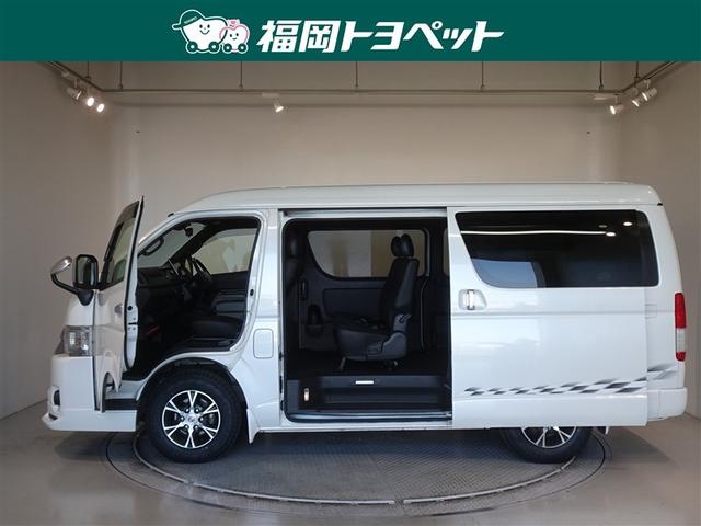 ハイエースバン スーパーＧＬ　ダークプライムＩＩ　衝突被害軽減システム　メモリーナビ　フルセグ　バックカメラ　ＥＴＣ　ＬＥＤヘッドランプ　ディーゼル　スマートキー（19枚目）