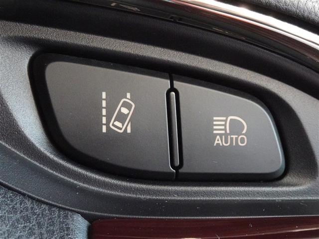 �g���^���ւ�Փ˔�Q�y���u���[�L�𓋍ڂ����T�|�J�[�ł��B