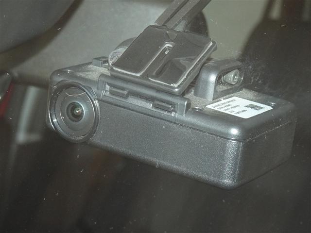 �h���C�u���R�[�_�[�𑕔����Ă��܂��B�������̎��̏󋵏؋��ɁA�y�������s�̋L�^�Ƃ��Ă��d�󂵂܂��B