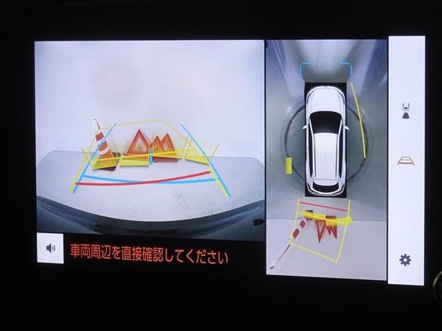 �o�b�N�K�C�h���j�^�[�𑕔����Ă��܂��A�Ԍɓ�������N���N�ł��B�p�m���~�b�N�r���[���j�^�[�𓋍ڂ��Ă��܂��A�ォ��̉摜���\������܂��B