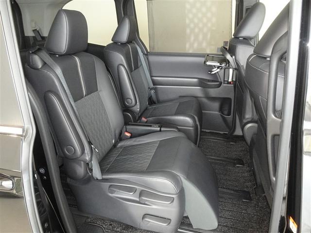 ノア ハイブリッドZ 衝突被害軽減システム メモリーナビ フルセグ 後席モニター バックカメラ ETC 両側電動スライド 3列シート LEDヘッドランプ スマートキー 乗車定員7人(20枚目)