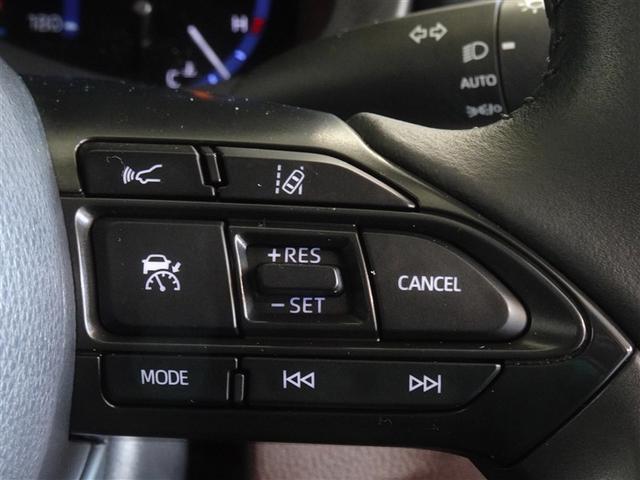 ヤリスクロス ハイブリッドＺ　衝突被害軽減システム　メモリーナビ　フルセグ　バックカメラ　ＥＴＣ　ＬＥＤヘッドランプ　４ＷＤ　スマートキー（11枚目）