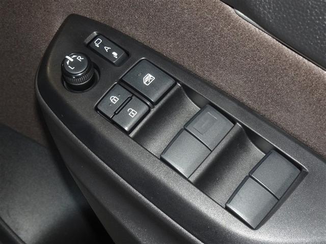 ヤリスクロス ハイブリッドＺ　衝突被害軽減システム　メモリーナビ　フルセグ　バックカメラ　ＥＴＣ　ＬＥＤヘッドランプ　４ＷＤ　スマートキー（17枚目）