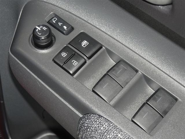 シエンタ ハイブリッドＺ　衝突被害軽減システム　メモリーナビ　フルセグ　バックカメラ　ＥＴＣ　ドラレコ　両側電動スライド　３列シート　ＬＥＤヘッドランプ　スマートキー　乗車定員７人（16枚目）