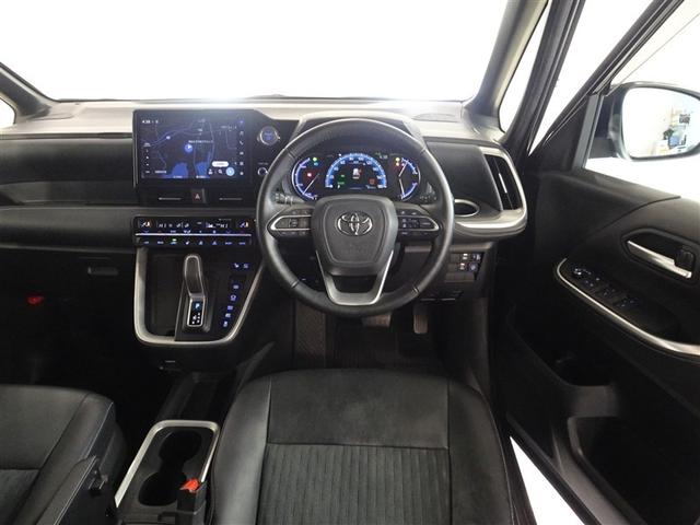 ノア ハイブリッドＳ－Ｚ　衝突被害軽減システム　メモリーナビ　フルセグ　バックカメラ　ＥＴＣ　両側電動スライド　３列シート　ＬＥＤヘッドランプ　スマートキー　乗車定員７人（5枚目）