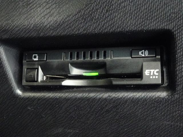 アクア クロスオーバー　グラム　衝突被害軽減システム　メモリーナビ　フルセグ　バックカメラ　ＥＴＣ　ドラレコ　スマートキー（15枚目）