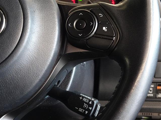 ヴォクシー ＺＳ　ＧＲスポーツ　衝突被害軽減システム　メモリーナビ　フルセグ　後席モニター　バックカメラ　ＥＴＣ　両側電動スライド　３列シート　ＬＥＤヘッドランプ　スマートキー　乗車定員７人（12枚目）