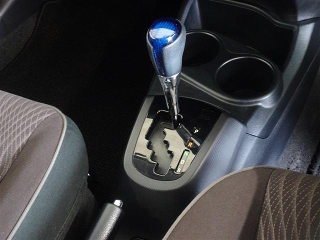 アクア Ｇ　メモリーナビ　フルセグ　バックカメラ　スマートキー（14枚目）