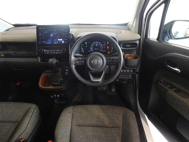 シエンタ Ｚ　衝突被害軽減システム　メモリーナビ　フルセグ　後席モニター　バックカメラ　ＥＴＣ　ドラレコ　両側電動スライド　３列シート　ＬＥＤヘッドランプ　スマートキー　乗車定員７人（5枚目）