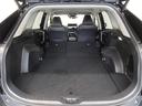 セカンドシートを倒した状態です。セカンドシートは独立可倒、荷物に合わせてラゲッジスペースをアレンジできます。