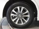 高級感と走りを引き立たせる、純正アルミを装備しています。