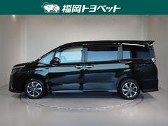 トヨタの７人乗りミニバン、ヴォクシー　ＺＳ　煌ＩＩＩが入荷しました。 2