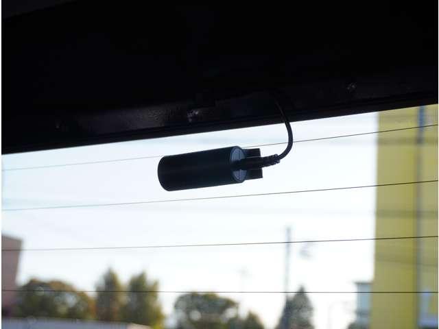 デリカD:2 カスタムハイブリッドMV全方位カメラ付ナビパッケージ 三菱認定保証 ナビ 全方位カメラ フルセグテレビ 両側自動ドア ワンオーナー LED DVD パーキングセンサー スマートキー メモリーナビ シートヒーター アイドリングストップ ASC キーレス(11枚目)