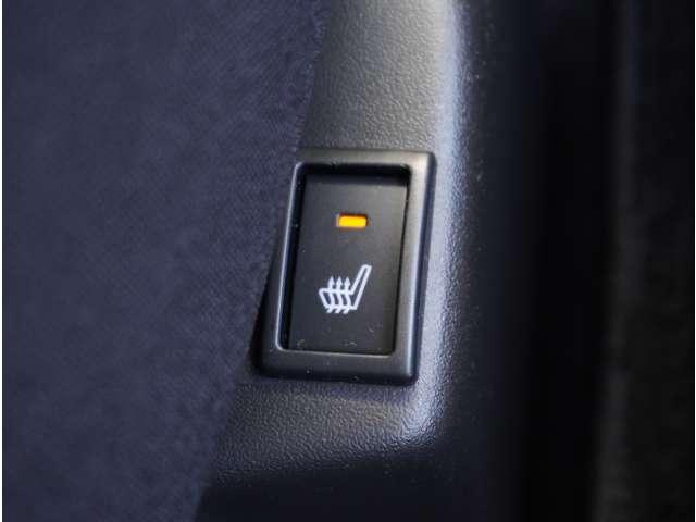 デリカD:2 ハイブリッドMZ 三菱認定保証 ワンオーナー ナビ ETC 衝突被害軽減ブレーキ スマートキー&プッシュスタート 両側パワースライドドア フルセグTV DVD シートヒーター ミュージックプレイヤー接続可 ナビTV(19枚目)