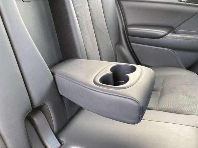 エクリプスクロスPHEV G ナビ・バックカメラ・シートヒーター 衝突被害軽減システム DVD再生 オートクルーズコントロール 1オーナ ETC車載器 フルセグTV クリアランスソナー バツクカメラ 前席シートヒーター 4WD(20枚目)