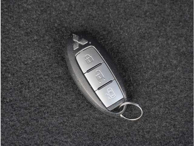 デリカミニ Ｔ　三菱認定保証　ＥＴＣ　衝突被害軽減ブレーキ　ワンオーナー　エアコン　キーフリー　Ｂカメラ　ＥＴＣ　クリアランスソナー　エアバッグ　ターボ　フルセグＴＶ　レーダーブレーキ　運転席助手席エアバッグ（13枚目）