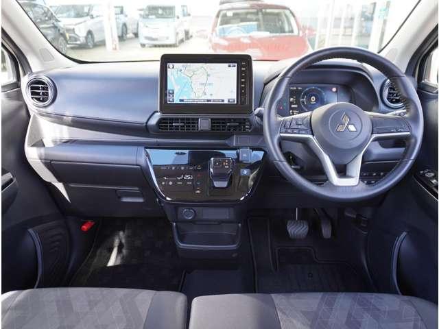 ｅＫクロス ＥＶ Ｇ　純正ナビ　ミラー内蔵バックカメラ　衝突被害軽減ブレ－キ　バックモニター　フルセグＴＶ　ＬＥＤヘッドライト　カーテンエアバッグ　スマートキー　メモリーナビ　フルオートエアコン　キーフリー　ベンチシート（7枚目）