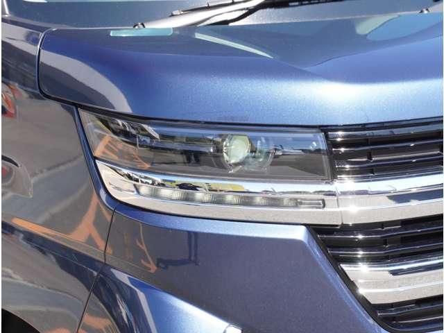 スペーシアカスタム ハイブリッドＸＳ　純正ナビ　全方位カメラ　シートヒーター　サイドカーテンエアバック　Ｐセンサー　取説記録　盗難警報装置　運転席エアバッグ　両側電動パワースライドドア　ワンオーナー車　地デジ　ＬＥＤヘッドライト　ＡＢＳ（16枚目）