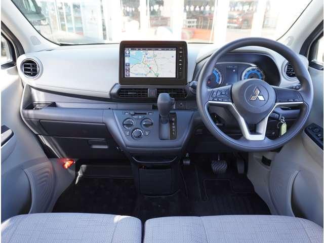 ｅＫワゴン Ｍ　三菱認定保証　ワンオーナー　ナビ　ミラー　ＡＵＸ接続　踏み間違い防止アシスト　イモビライザー　ナビＴＶ　ＥＴＣ　パワーウィンドウ　ワンオーナ車　フルセグ　Ｐセンサー　マニュアルエアコン　バックカメラ（7枚目）