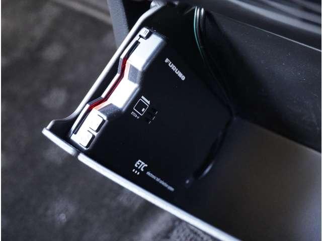 ｅＫワゴン Ｍ　三菱認定保証　ワンオーナー　ナビ　ミラー　ＡＵＸ接続　踏み間違い防止アシスト　イモビライザー　ナビＴＶ　ＥＴＣ　パワーウィンドウ　ワンオーナ車　フルセグ　Ｐセンサー　マニュアルエアコン　バックカメラ（10枚目）