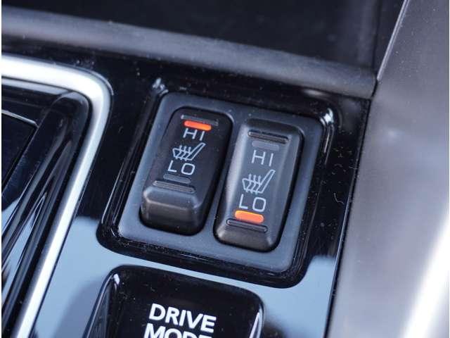 エクリプスクロスＰＨＥＶ Ｐ　純正ナビ　全方位カメラ　ＥＴＣ　シート＆ス　３６０度カメラ　地デジ　ＡＢＳ　ＬＥＤランプ　クルコン　バックカメラ　ソナー　寒冷地仕様車　シートヒーター　ＥＴＣ　４ＷＤ　ナビＴＶ　盗難防止　横滑り防止（16枚目）