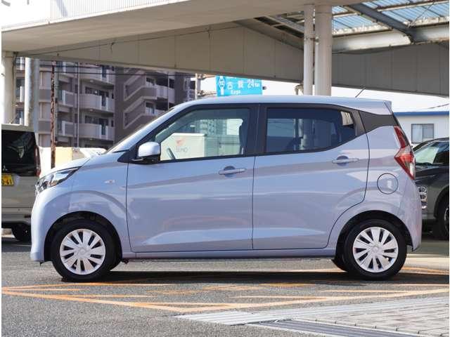 ｅＫワゴン Ｍ　純正ナビ　ミラー内蔵バックカメラ　ＥＴＣ　ＡＵＸ接続　踏み間違い防止アシスト　イモビライザー　ナビＴＶ　パワーウィンドウ　フルセグ　Ｐセンサー　マニュアルエアコン　バックカメラ　キーレスエントリー（13枚目）