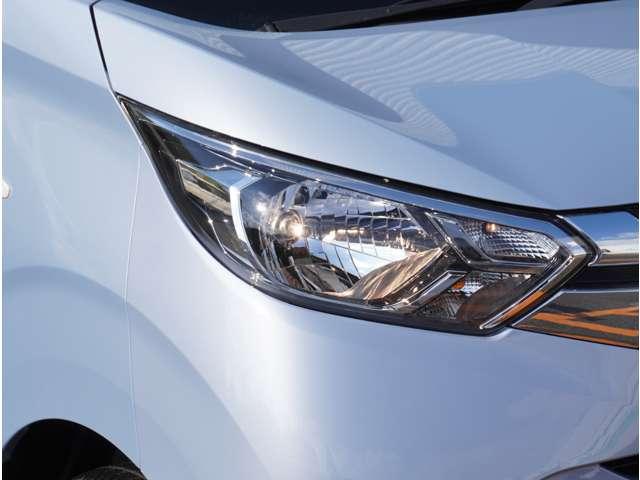 ｅＫワゴン Ｍ　純正ナビ　ミラー内蔵バックカメラ　ＥＴＣ　ＡＵＸ接続　踏み間違い防止アシスト　イモビライザー　ナビＴＶ　パワーウィンドウ　フルセグ　Ｐセンサー　マニュアルエアコン　バックカメラ　キーレスエントリー（20枚目）