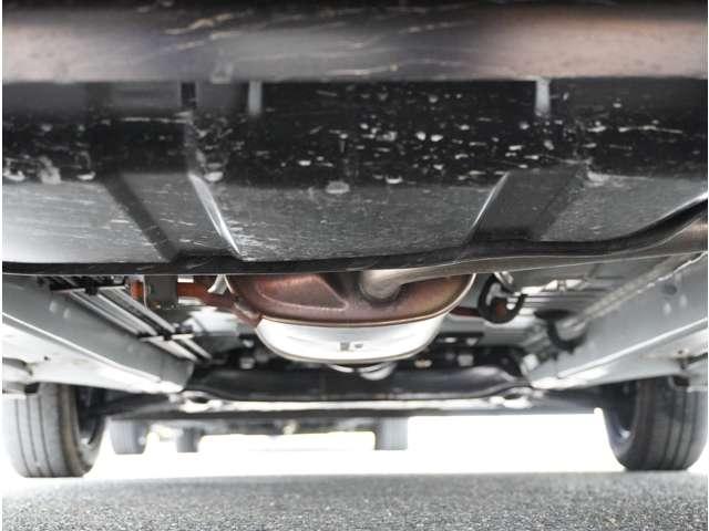 ｅＫスペース Ｍ　純正ナビ　ミラー内蔵バックカメラ　ＥＴＣ　パーキングセンサー　フルセグＴＶ　デュアルエアバッグ　ＬＥＤ　バックモニター　キーレスエントリーシステム　盗難防止装置　シートヒーター　パワーウインドウ（18枚目）