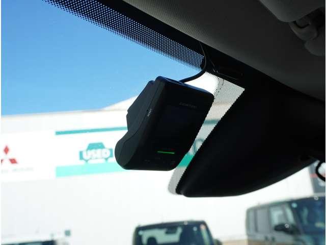 CX-5 XD Lパッケージ 白革シート BOSE フリップダウンモニター パワーバックゲート オートクルーズ エアコン リアカメラ 本革 キーフリー 電動パワーシート アイストップ ターボ ミュージックプレイヤー接続可 TVナビ(11枚目)