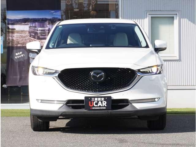 CX-5 XD Lパッケージ 白革シート BOSE フリップダウンモニター パワーバックゲート オートクルーズ エアコン リアカメラ 本革 キーフリー 電動パワーシート アイストップ ターボ ミュージックプレイヤー接続可 TVナビ(18枚目)