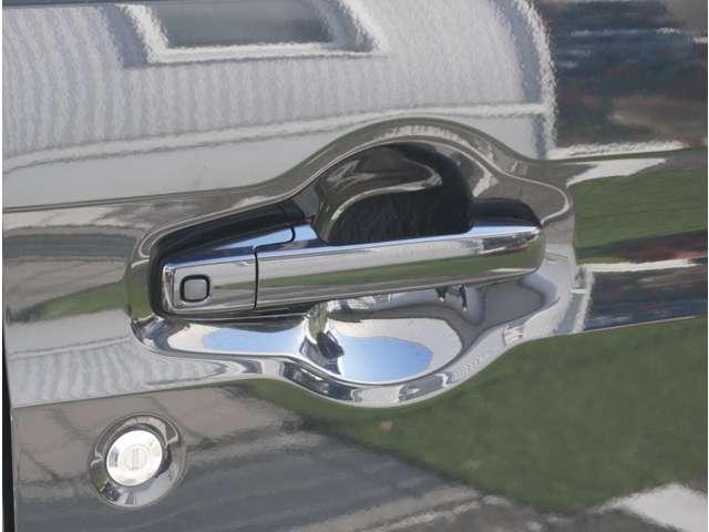 スペーシア ハイブリッドＧ　ナビ　ＥＴＣ　障害物センサー　Ｂｌｕｅｔｏｏｔｈ　障害物ソナー　セキュリティーアラーム　デュアルスライドドア　アイドリングＳ　スマートキープッシュスタート　ＥＴＣ装備　ＡＵＴＯエアコン　ＥＳＰ付　ＰＳ（17枚目）