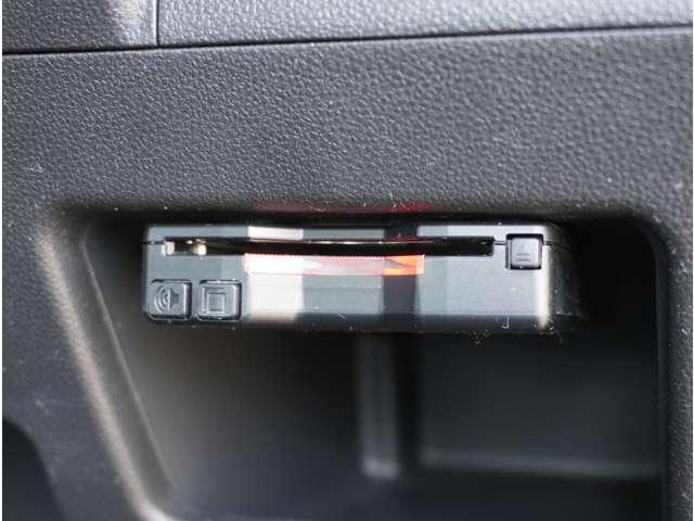 タント カスタムＲＳ　スマートセレクションＳＮ　フリップダウンモニター　純正８インチナビ　スマートキー　ＤＶＤ再生　バックカメラ　ＥＴＣ　地デジ　ＬＥＤヘッド（14枚目）