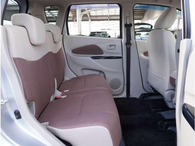 �y�f�B�[���[�̎Ԃ͍����H�z���͂���Ȃ��ƂȂ���ł��I�f�B�[���[�̓I�[�N�V�����Ȃǂ��g�킸�A���ЂŎԂ��d����Ă���̂ň�����ł�������ɏ���p�����m�ň����̂ŁA���z�Ŕ�r���Ă݂Ă��������ˁ�