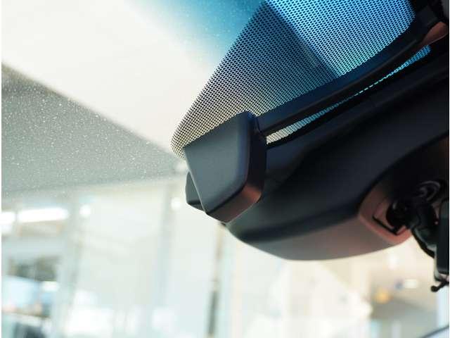 アルファード ２．５Ｓ　Ｃパッケージ　７人乗り　フリップダウンモニター　ナビ　両電動ドア　電動トランク　コーナーセンサ　Ｂモニタ　オットマン　地デジ　ＤＶＤ再生可能　シートクーラー　シートヒータ　リアオートエアコン　ナビテレビ　横滑り防止（16枚目）