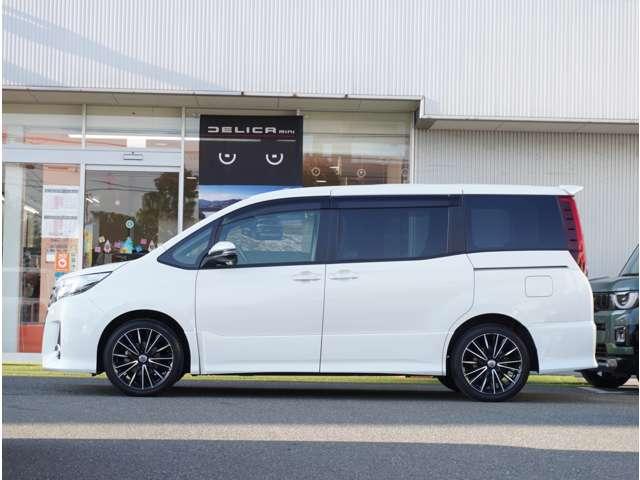 ノア Ｓｉ　三菱認定中古車保証　８人乗り　地デジ　ＤＶＤ視聴可　ＬＥＤヘットライト　ＥＴＣ付き　横滑り防止機能　ナビＴＶ　三列シート　ＡＷ　ＡＡＣ　パワーウインドウ　メモリーナビ　ＡＢＳ　パワーステアリング（16枚目）