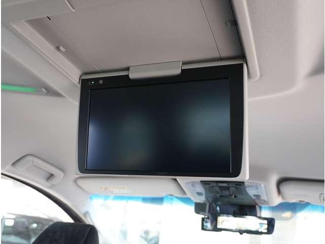 アルファード ２．５Ｓ　Ａパッケージ　７名乗り　後席モニター　ナビ　地上デジタル　アルミホイール　ナビＴＶ　イモビライザ　ＡＢＳ　キーフリー　ＬＥＤ　横滑り防止機能　クリソナ　オットマン　ＥＴＣ　エアバッグ　クルーズコントロール（14枚目）
