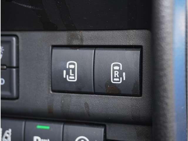 �y�d���X���C�h�h�A�z�{�^�������������ŃX���C�h�h�A�̊J���\�B�������L�[����̑�����\�B���q�l������Ă��鎞�E���肢���ς��̉ו��������Ă鎞�Ȃǔ��ɖ𗧂��܂��B