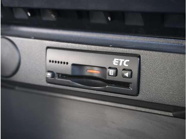 ソリオバンディット ハイブリッドＭＶ　ナビ　ドラレコ　バックカメラ　ＥＴＣ　フルフラットシート　スマキー　シ－トヒ－タ－　アイドリングＳ　セキュリティー　Ｂモニター　ＡＡＣ　運転席エアバッグ　メモリーナビ　運転席助手席エアバッグ　ナビＴＶ（12枚目）