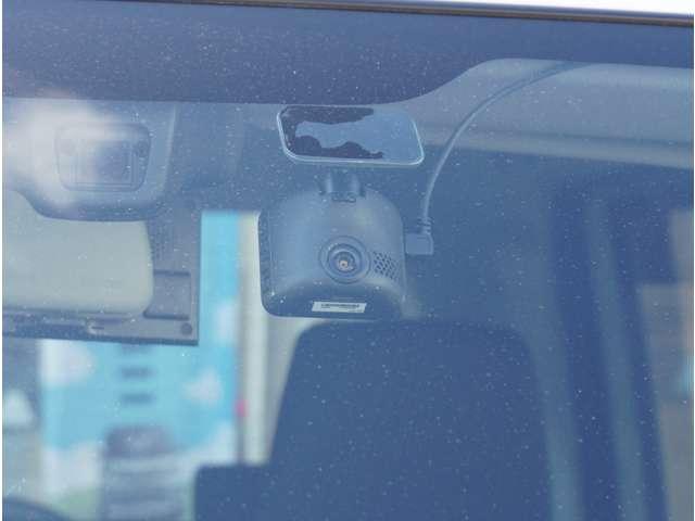 ソリオバンディット ハイブリッドＭＶ　ナビ　ドラレコ　バックカメラ　ＥＴＣ　フルフラットシート　スマキー　シ－トヒ－タ－　アイドリングＳ　セキュリティー　Ｂモニター　ＡＡＣ　運転席エアバッグ　メモリーナビ　運転席助手席エアバッグ　ナビＴＶ（20枚目）