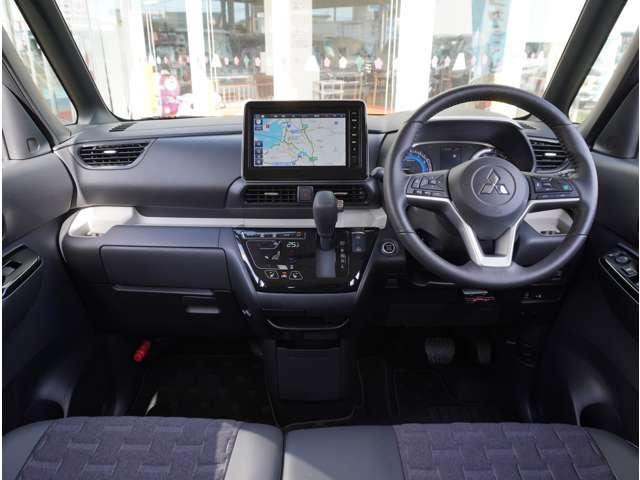 デリカミニ Ｇ　プレミアム　リミテッドエディション　ナビ　全周囲カメラ　前後コーナーセンサー　ＥＴＣ　ＥＳＣ　アルミホイール　クリアランスソナー　ＬＥＤヘッドランプ　アイドリングストップ　オートエアコン　ＦＣＭ　クルーズコントロール　キーフリー（7枚目）