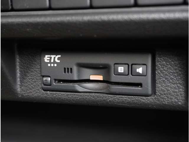 クロスビー ハイブリッドＭＺ　ナビ　全周囲カメラ　ドラレコ　ＥＴＣ　タ－ボ　フルセグ地デジＴＶ　全周囲Ｍ　ナビ＆ＴＶ　４ＷＤ車　コーナーＳ　助手席エアバッグ　フロントカメラ　Ｂモニター　ＤＶＤ可　ＡＵＸ　カーテンエアバック　ＡＢＳ（15枚目）