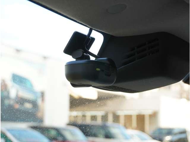 クロスビー ハイブリッドＭＺ　ナビ　全周囲カメラ　ドラレコ　ＥＴＣ　タ－ボ　フルセグ地デジＴＶ　全周囲Ｍ　ナビ＆ＴＶ　４ＷＤ車　コーナーＳ　助手席エアバッグ　フロントカメラ　Ｂモニター　ＤＶＤ可　ＡＵＸ　カーテンエアバック　ＡＢＳ（16枚目）