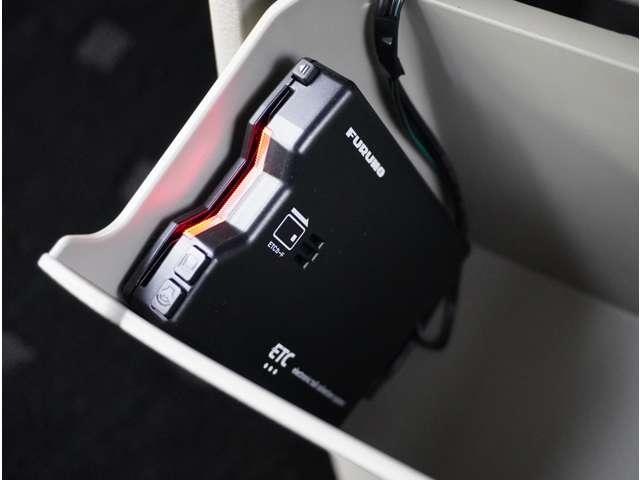 �y�d�s�b�t���z����������ÎԑI�т̕K�{�|�C���g�ł��ˁ��������H���������X�C�X�C���X�}�[�g�C���^�[�`�F���W���p�\�ňړ������Z�k�E�����A�b�v�ł��܂���I