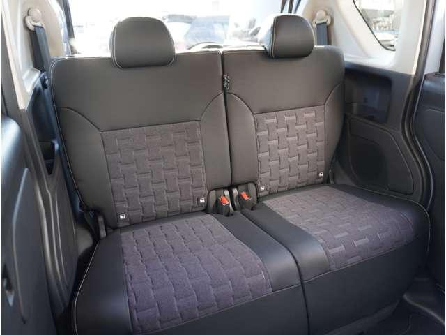 �y�f�B�[���[�̎Ԃ͍����H�z���͂���Ȃ��ƂȂ���ł��I�f�B�[���[�̓I�[�N�V�����Ȃǂ��g�킸�A���ЂŎԂ��d����Ă���̂ň�����ł�������ɏ���p�����m�ň����̂ŁA���z�Ŕ�r���Ă݂Ă��������ˁ�