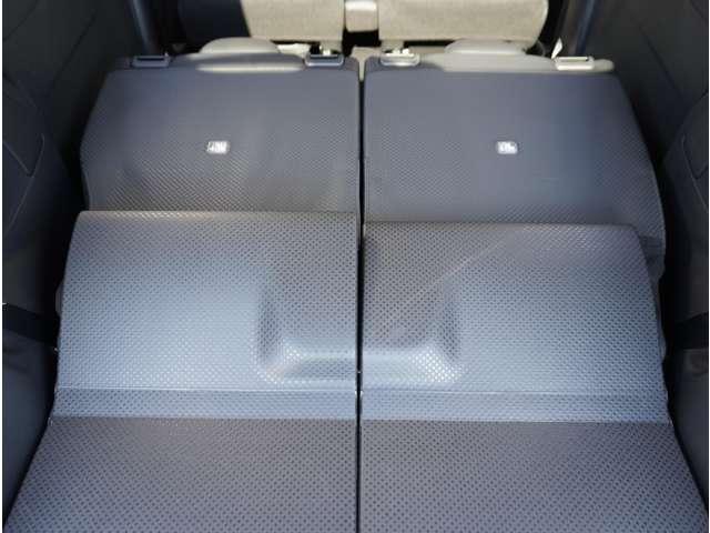 �y�f�B�[���[�̎Ԃ͍����H�z���͂���Ȃ��ƂȂ���ł��I�f�B�[���[�̓I�[�N�V�����Ȃǂ��g�킸�A���ЂŎԂ��d����Ă���̂ň�����ł�������ɏ���p�����m�ň����̂ŁA���z�Ŕ�r���Ă݂Ă��������ˁ�